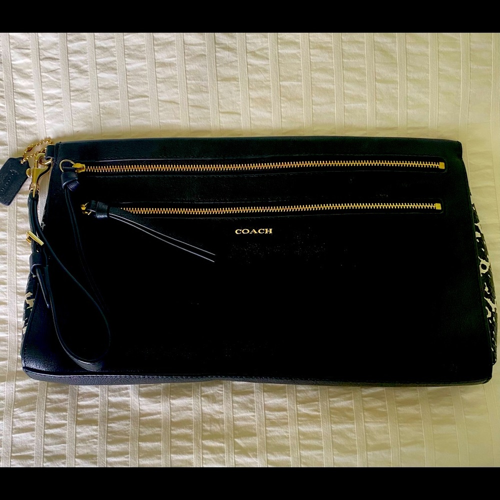 Large Coach Pouch
